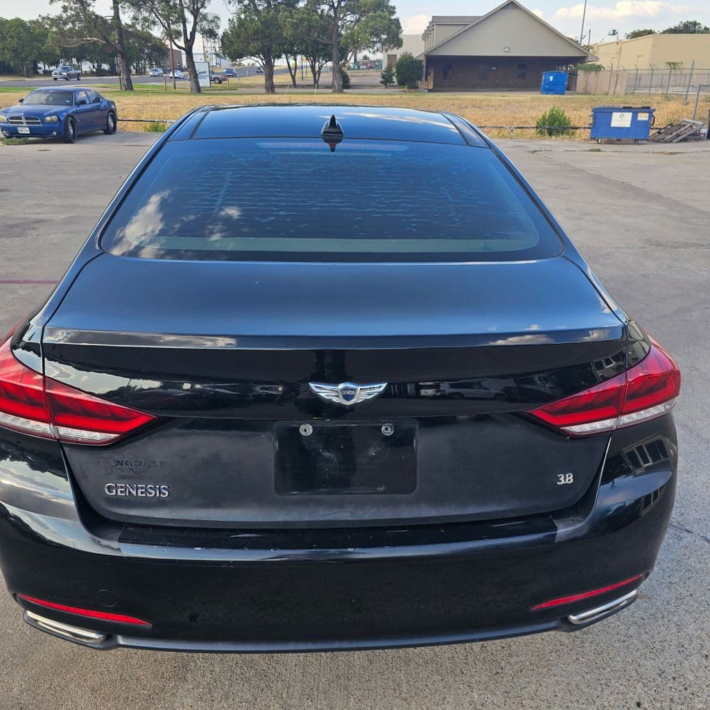 Vehicle photo