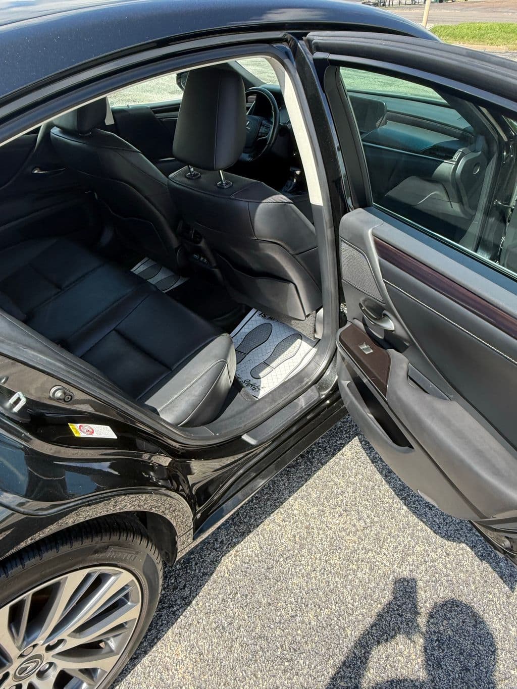 Vehicle photo